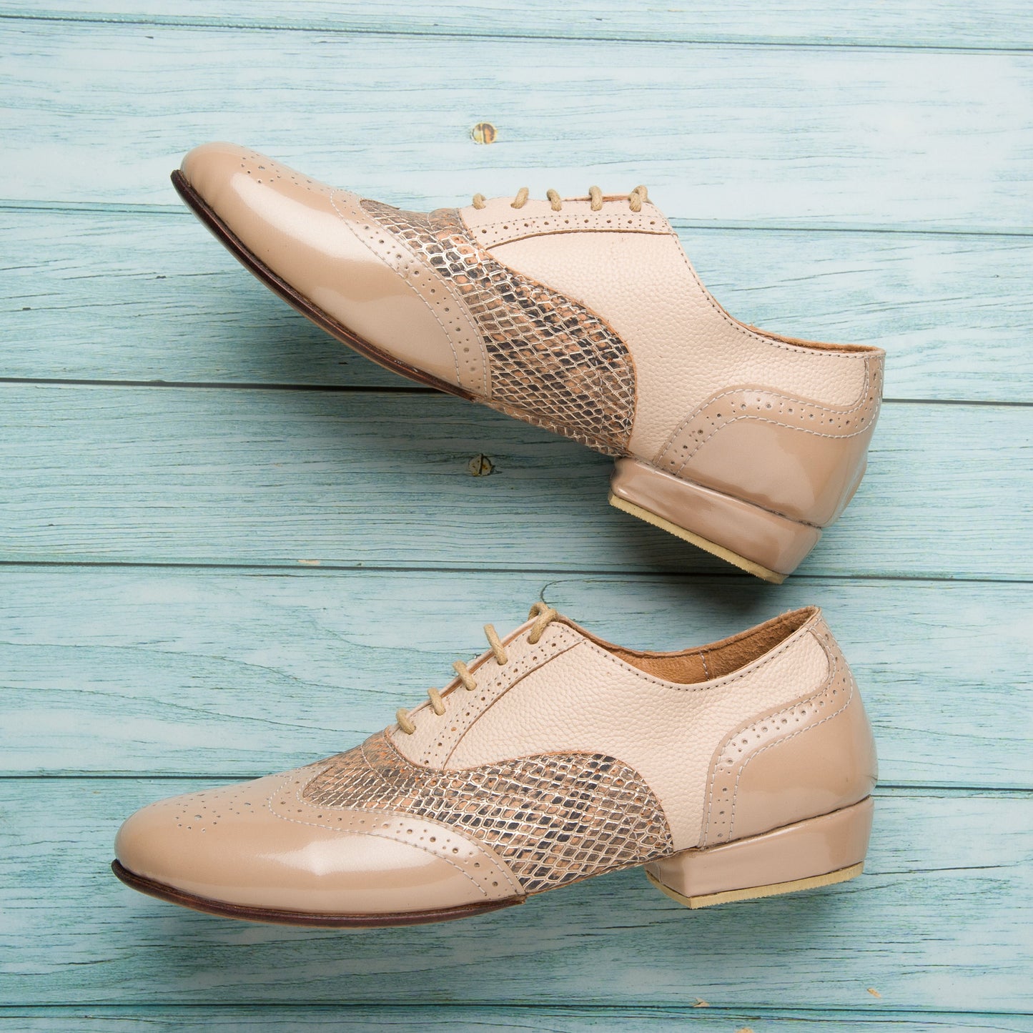 Oxford Curvy / Poudre - SALE (Size 40) - 40 / 25mm40 / 25mm (NWOT)